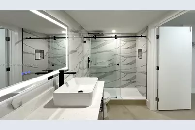 2750 NE 183rd St #1109, Aventura, FL 33160 - Photo 9