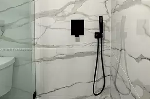 2750 NE 183rd St, Aventura, FL 33160 - Photo 11