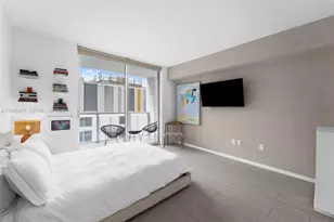 55 SE 6th St, Miami, FL 33131 - Photo 11