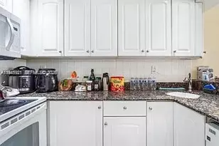 540 Brickell Key Dr, Miami, FL 33131 - Photo 13