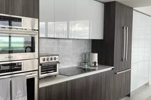 488 NE 18th St, Miami, FL 33132 - Photo 5