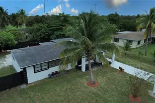 2496 SW 8th St, Fort Lauderdale, FL 33312 - Photo 3