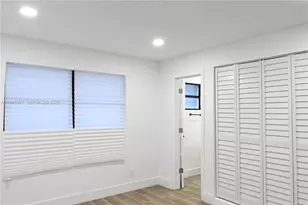 2496 SW 8th St, Fort Lauderdale, FL 33312 - Photo 23