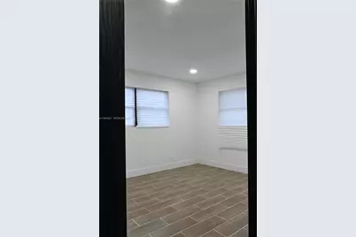 2496 SW 8th St, Fort Lauderdale, FL 33312 - Photo 21