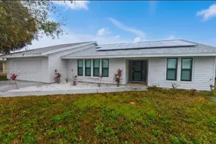 333 NE Greenbrier Ave, Port Saint Lucie, FL 34983 - Photo 1