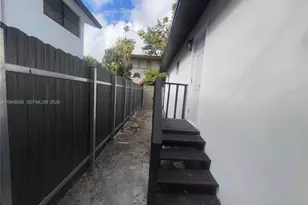 1800 SW 3rd St, Miami, FL 33135 - Photo 23