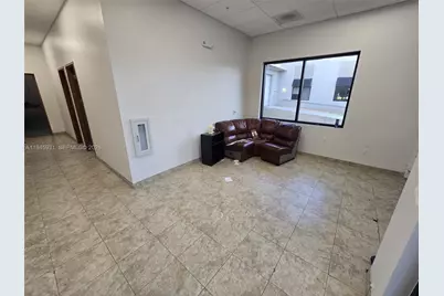 10400 NW 55th St #Unit 200, Sunrise, FL 33351 - Photo 23