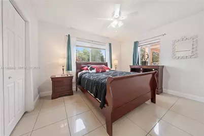 3430 NW 16th St, Miami, FL 33125 - Photo 19