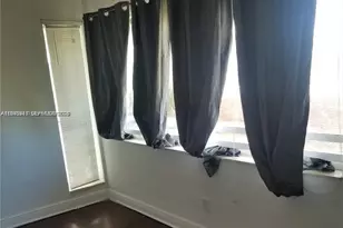 941 NE 169th St, North Miami Beach, FL 33162 - Photo 11