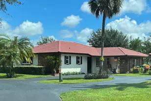 9065 Thunderbird Dr, Coral Springs, FL 33065 - Photo 1