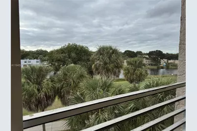 1831 Sabal Palm Dr #403, Davie, FL 33324 - Photo 7