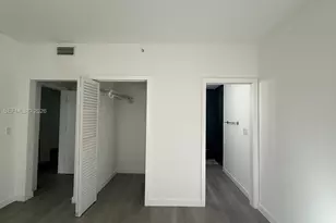 820 15th St, Miami Beach, FL 33139 - Photo 9