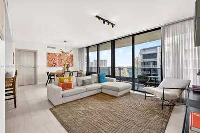 1000 Brickell Plaza #4809, Miami, FL 33131 - Photo 1