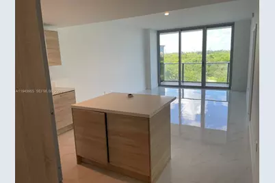 [Address not provided], North Miami Beach, FL 33160 - Photo 5