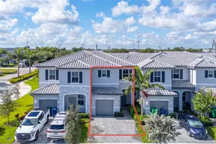 12022 NW 46th St, Coral Springs, FL 33076 - Photo 3