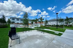 12022 NW 46th St, Coral Springs, FL 33076 - Photo 7