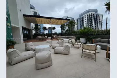 11 NE 6th St #211, Miami, FL 33132 - Photo 25