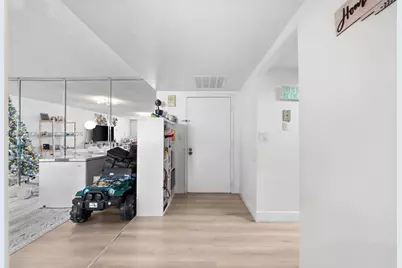 600 Three Islands Blvd #606, Hallandale Beach, FL 33009 - Photo 7