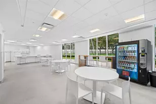 600 Three Islands Boulevard, Hallandale Beach, FL 33009 - Photo 33