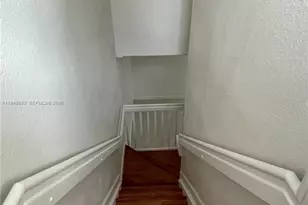 7020 NW 177th St, Hialeah, FL 33015 - Photo 51