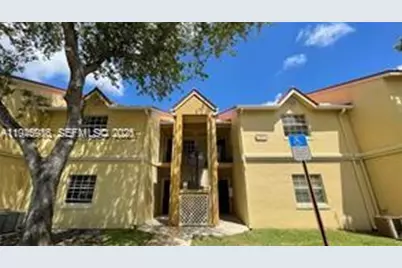 18320 NW 68th Ave #G, Hialeah, FL 33015 - Photo 35