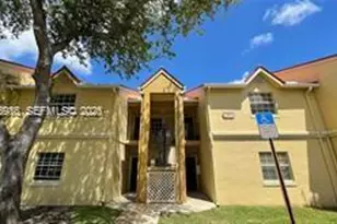 18320 NW 68th Ave, Hialeah, FL 33015 - Photo 35