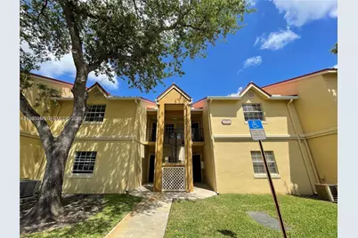 18320 NW 68th Ave #G, Hialeah, FL 33015 - Photo 1