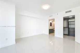 475 Brickell Ave, Miami, FL 33131 - Photo 21