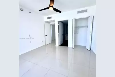 475 Brickell Ave #4415, Miami, FL 33131 - Photo 7