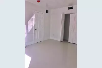 660 82 St #4, Miami Beach, FL 33141 - Photo 11