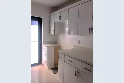 660 82 St #4, Miami Beach, FL 33141 - Photo 5