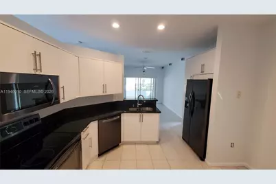 4144 Sapphire Ter #4144, Weston, FL 33331 - Photo 5