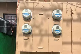 645 NW 1st St, Florida City, FL 33034 - Photo 15