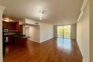 1605 Bay Rd, Miami Beach, FL 33139 - Photo 7