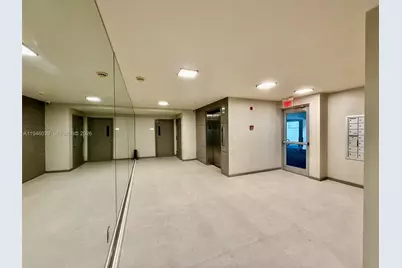 1605 Bay Rd #407, Miami Beach, FL 33139 - Photo 3