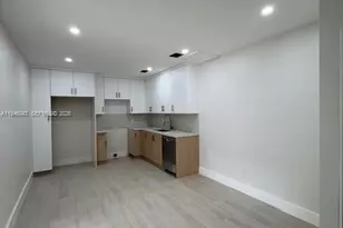 9007 SW 38th St, Miami, FL 33165 - Photo 5