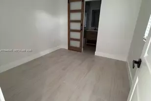 9007 SW 38th St, Miami, FL 33165 - Photo 1