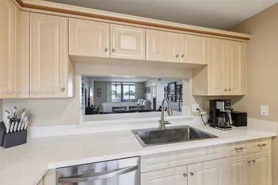 4725 E Lucerne Lakes Blvd E #405, Lake Worth, FL 33467 - Photo 21