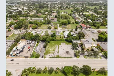 2217 NW 19th St, Fort Lauderdale, FL 33311 - Photo 11