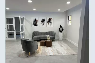 91 Glen Royal Pkwy, Miami, FL 33125 - Photo 1