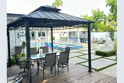 91 Glen Royal Pkwy, Miami, FL 33125 - Photo 9