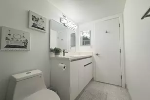 3800 S Ocean Dr, Hollywood, FL 33019 - Photo 17