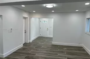 261 NW 49th St, Miami, FL 33127 - Photo 17