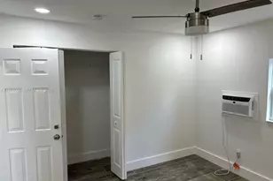 261 NW 49th St, Miami, FL 33127 - Photo 19