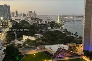 325 S Biscayne Blvd, Miami, FL 33131 - Photo 5