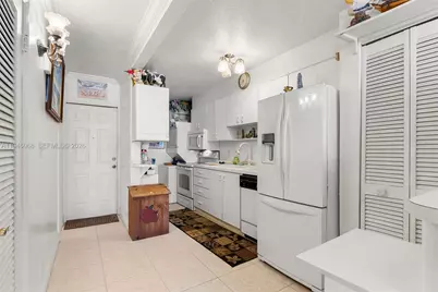 201 Van Buren St #205, Hollywood, FL 33019 - Photo 21