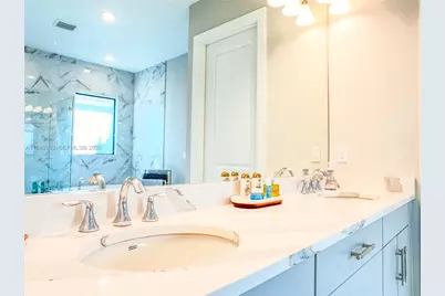 5577 Saint Armands Way, Westlake, FL 33470 - Photo 19