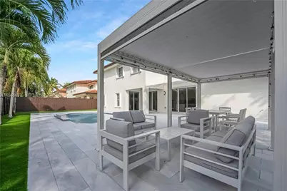 15632 NW 79th Ct, Miami Lakes, FL 33016 - Photo 41