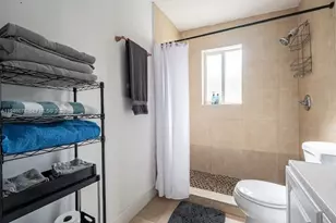 8028 NW 5th Ct, Miami, FL 33150 - Photo 7