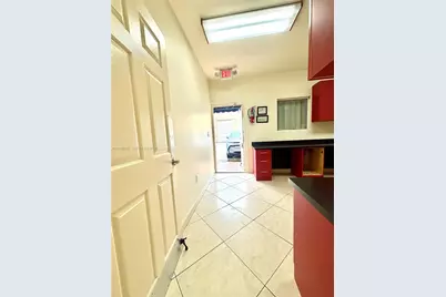 1767 W 37th St #14, Hialeah, FL 33012 - Photo 11